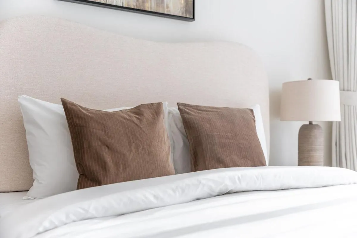 Dazzling 3-Bedrooms Apartment In The Heart Of Dubai Creek Harbour 0*,