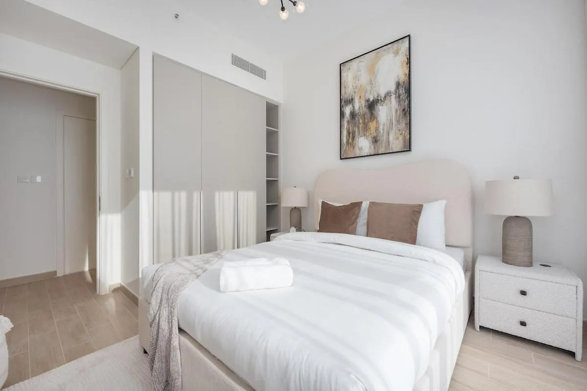 Dazzling 3-Bedrooms Apartment In The Heart Of Dubai Creek Harbour