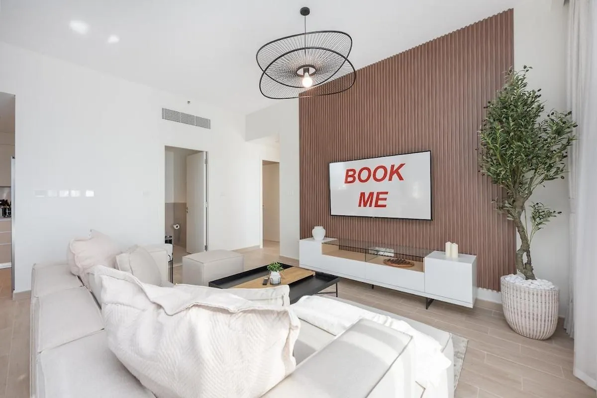 Dazzling 3-Bedrooms Apartment In The Heart Of Dubai Creek Harbour