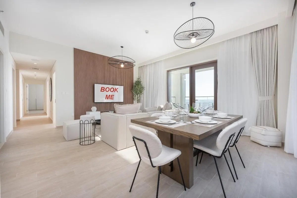 Dazzling 3-Bedrooms Apartment In The Heart Of Dubai Creek Harbour