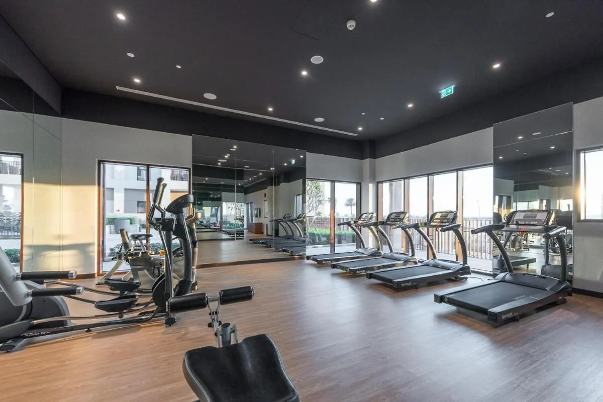 Dazzling 3-Bedrooms Apartment In The Heart Of Dubai Creek Harbour 0*,